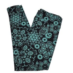 LuLaRoe Womens Leggings Size Green Black Mandala Floral Tall & Curvy Boho NWT